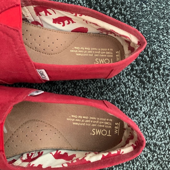 TOMS shoes - Picture 2 of 4